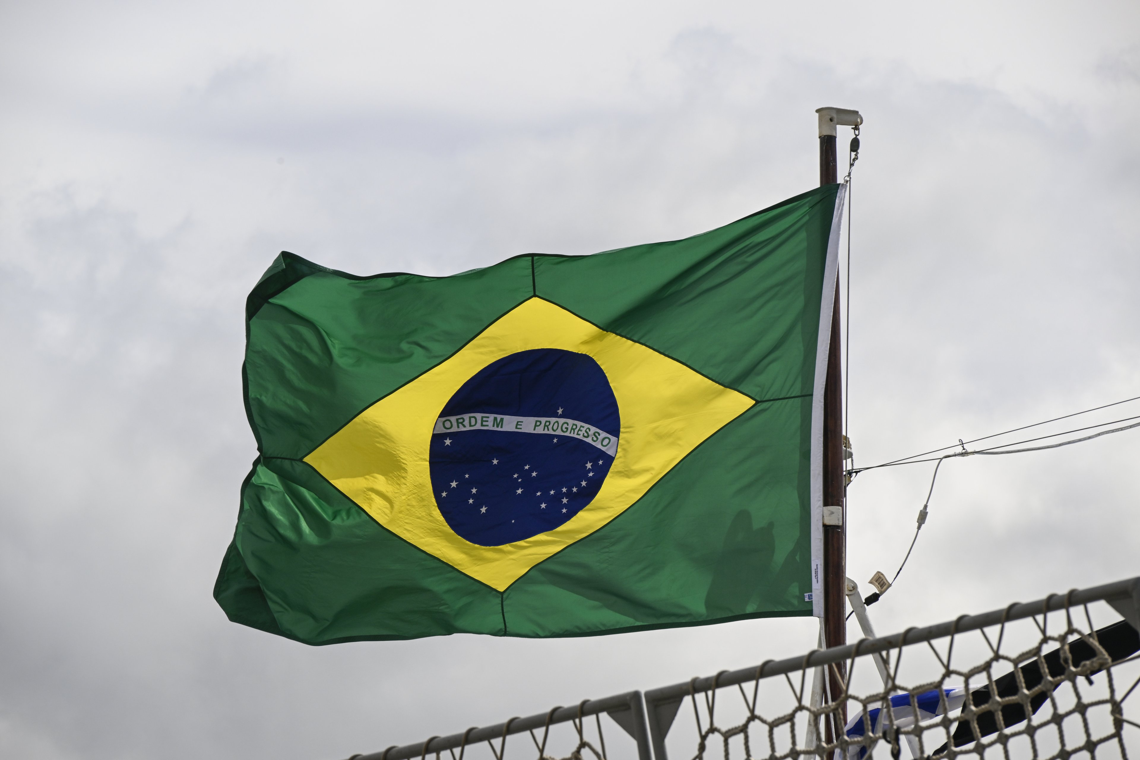 Brasil piora e é o 3º país mais complexo do mundo para negócios, diz ranking