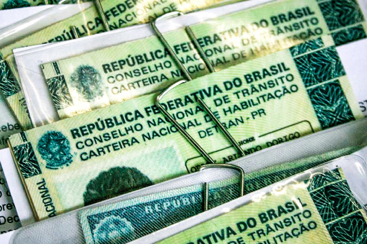 Brasileiros já economizaram R$ 1,8 bilhão com CNH sem aulas obrigatórias