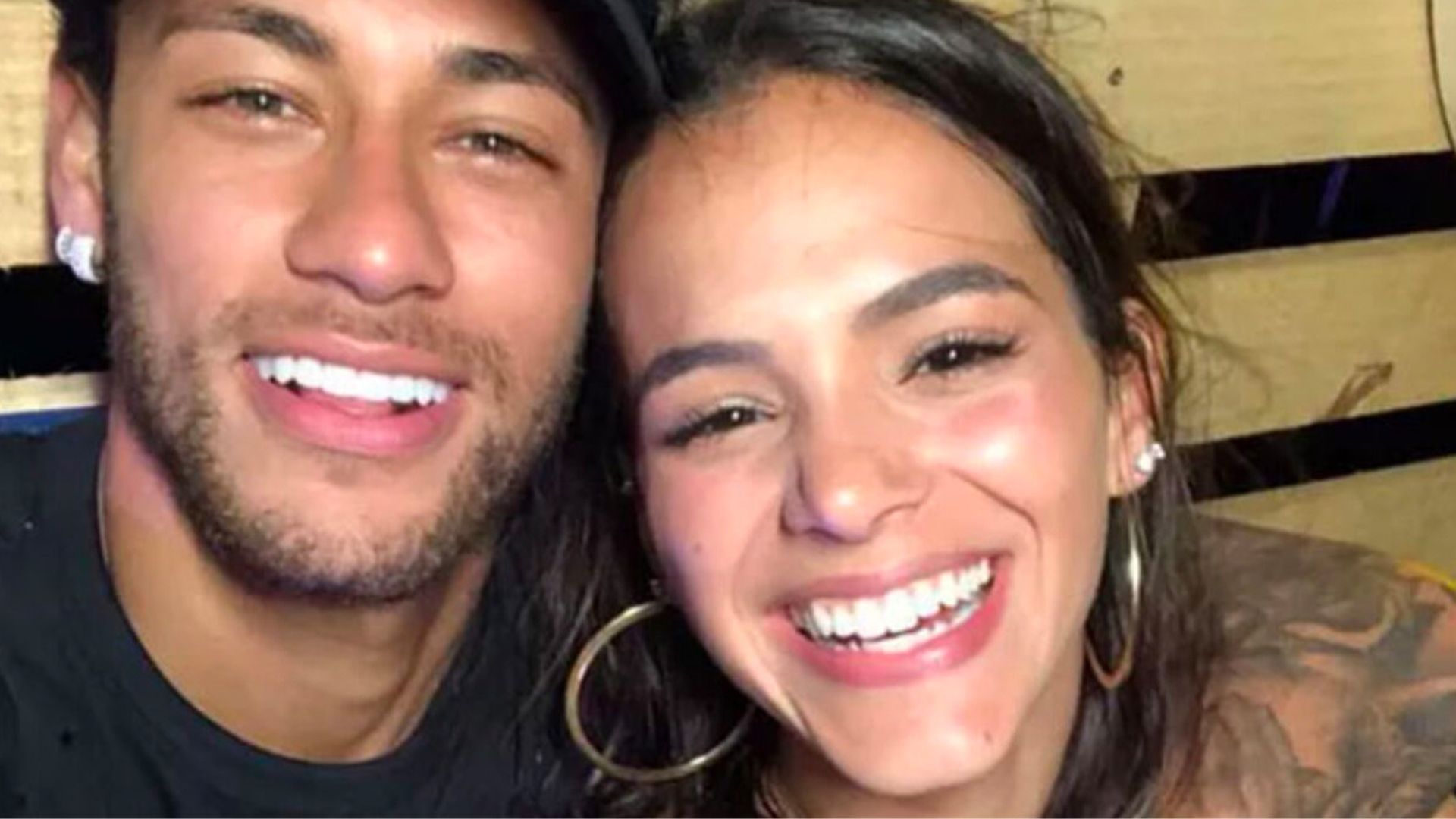 Brumar? Perfil gringo comete erro e aponta Bruna Marquezine como atual esposa de Neymar