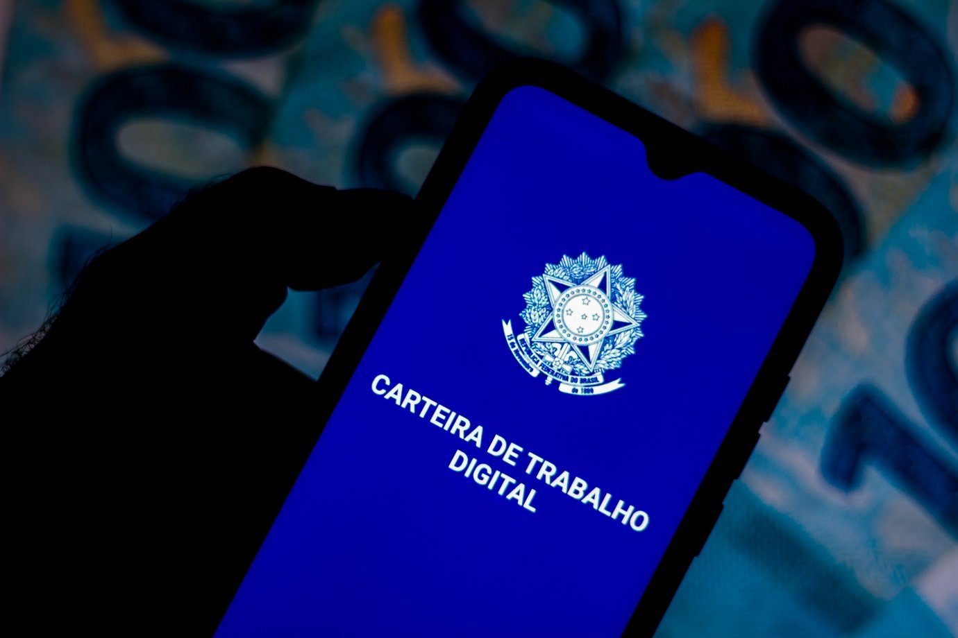 Caged: Brasil cria 85.888 empregos com carteira assinada em abril