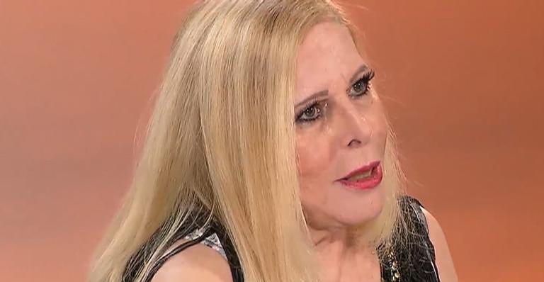 Cantora famosa morreu após sofrer insuficiência respiratória aos 73 anos
