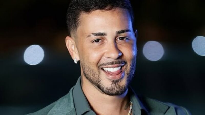 Carlinhos Maia abre o jogo sobre críticas da comunidade LGBTQIA+: ‘Querem que eu bata leque’