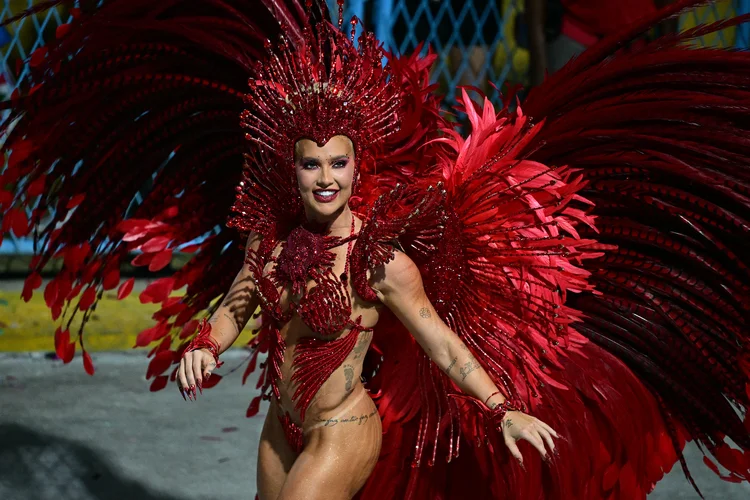 Carnaval 2026: qual é o horário da apuração das escolas de samba do RJ hoje?