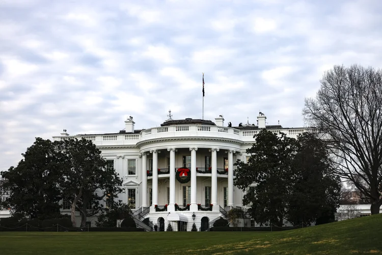 Casa Branca defende stablecoins em relatório e diz que não prejudicam crédito