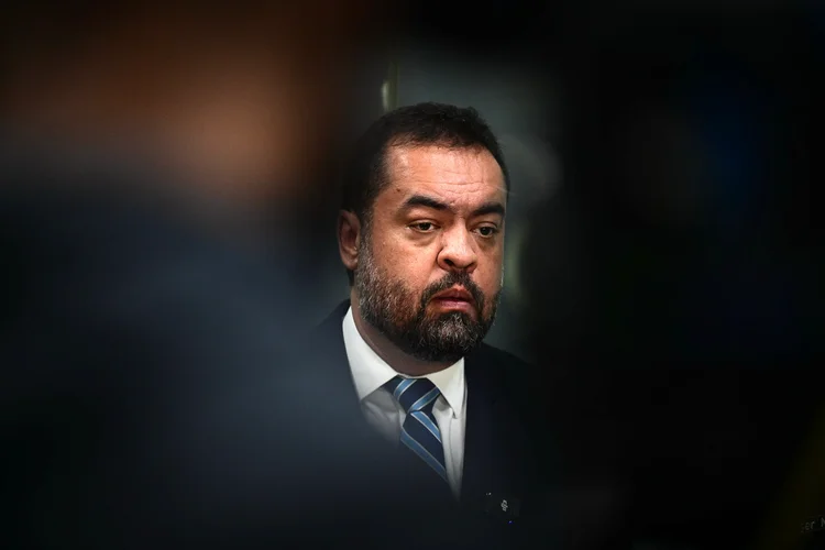 Castro ainda pode concorrer nas eleições? Entenda o que muda com condenação