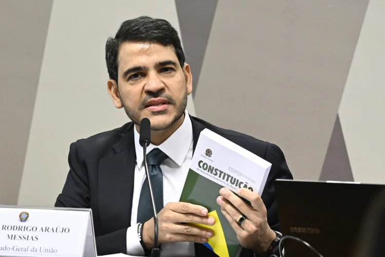 CCJ do Senado aprova nome de Messias para STF; indicação segue para plenário