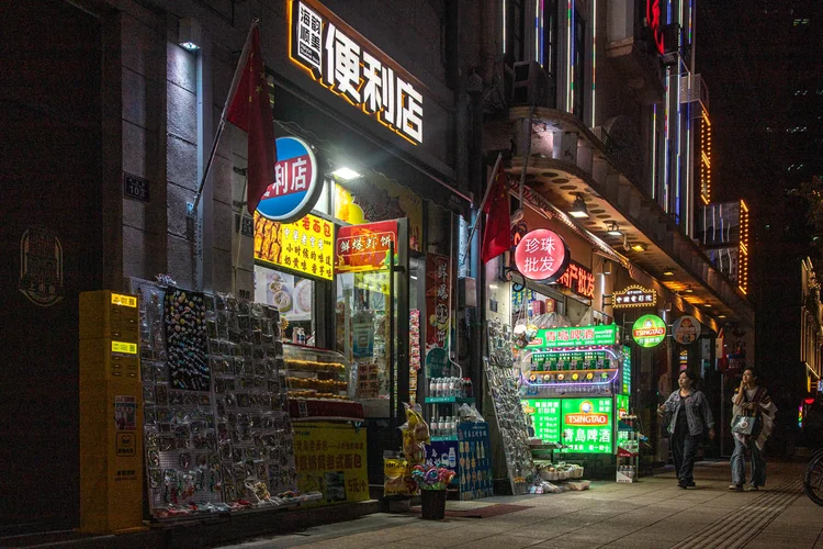 China registra inflação de 1,3% em fevereiro, maior taxa desde 2023