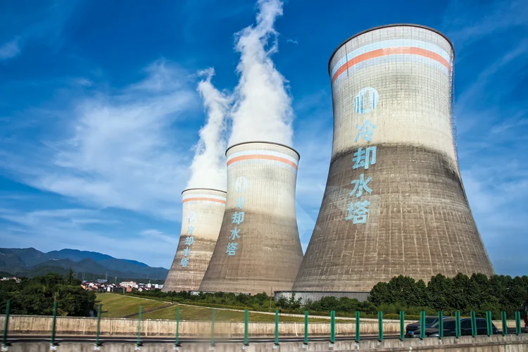 China supera EUA, Europa e outras grandes economias em capacidade de energia