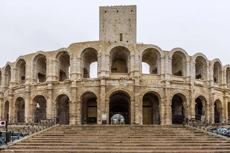 Cientistas descobrem DNA antigo que reescreve a queda do Império Romano