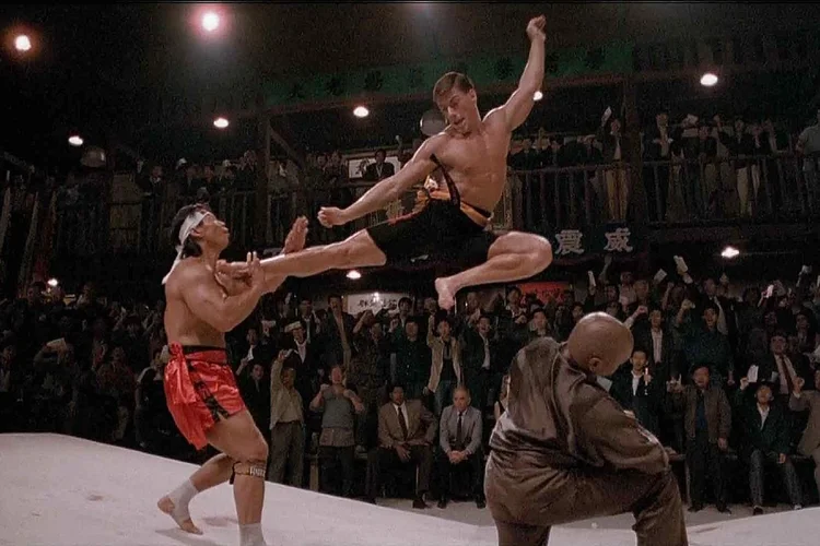 Clássico de Van Damme vai ganhar remake com Michaela Coel