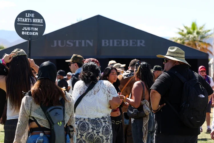 Coachella: Justin Bieber faz show nostálgico e Luísa Sonza estreia no festival