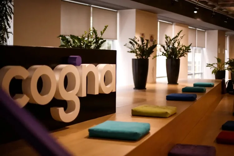 Cogna cai mais de 20% em relação ao pico do ano: acabou o 'hype'?