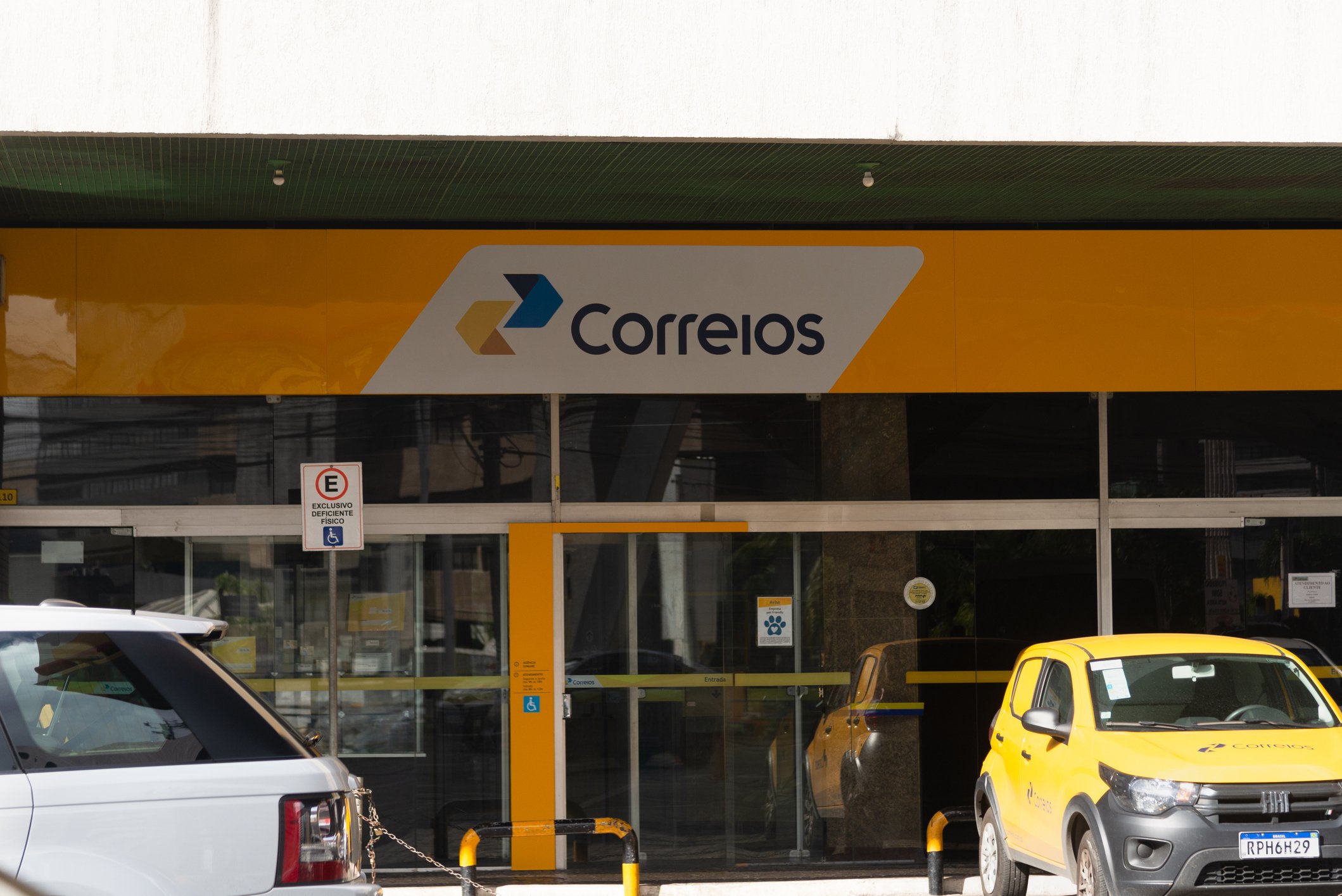 Com aval da União, CMN aprova operação de crédito de até R$ 8 bi aos Correios