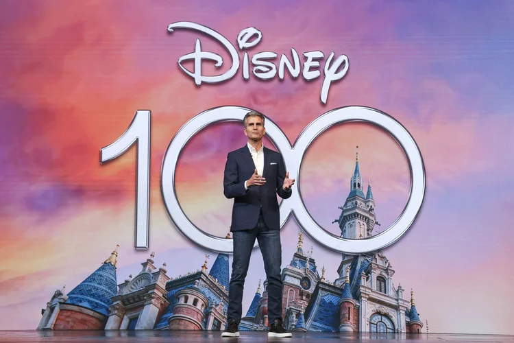 Com novo CEO, Disney registra US$ 25,17 bilhões em receita no 1º tri