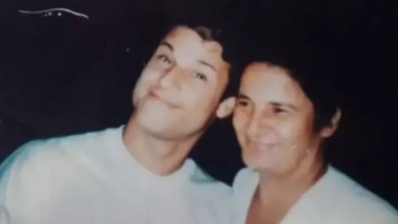 Como a mãe de Dinho recebeu a notícia da morte precoce do filho