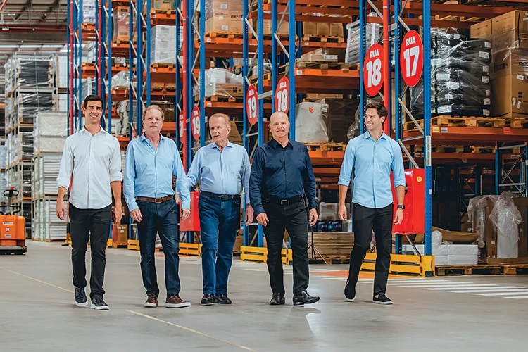 Como esta família construiu uma gigante do varejo sem sair de Santa Catarina