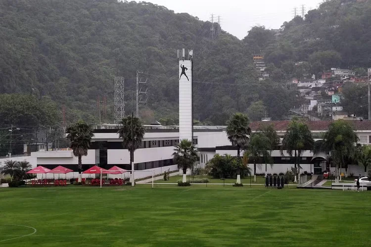 Como o leilão do terreno do CT Rei Pelé, do Santos, foi parar no MPF