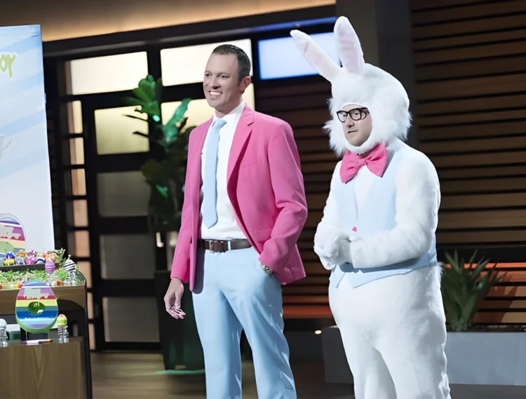 Como um decorador de ovos de páscoa criou um império de US$ 8 milhões com um vídeo viral