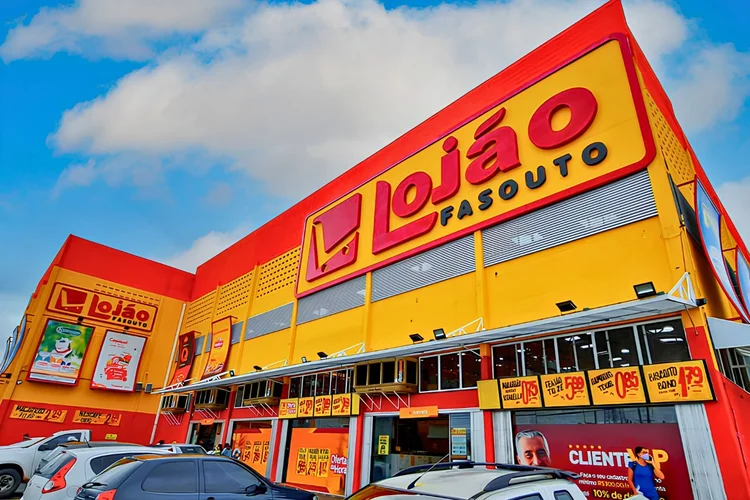 Como uma transportadora de cerveja e refrigerante virou o maior supermercado de Sergipe