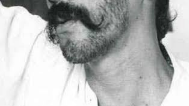 Compositor sofreu traumatismo craniano em acidente fatal de trânsito