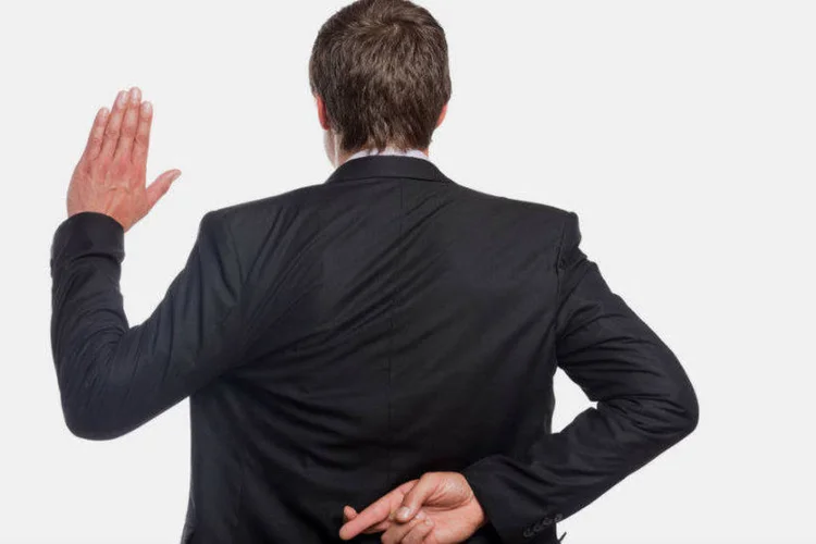 Conheça o AI washing, febre de corporações que dizem dominar IA, mas estão mentindo