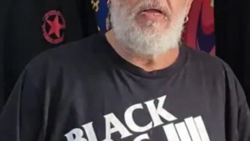 Conhecido apresentador de TV é detido com drogas em aeroporto; veja