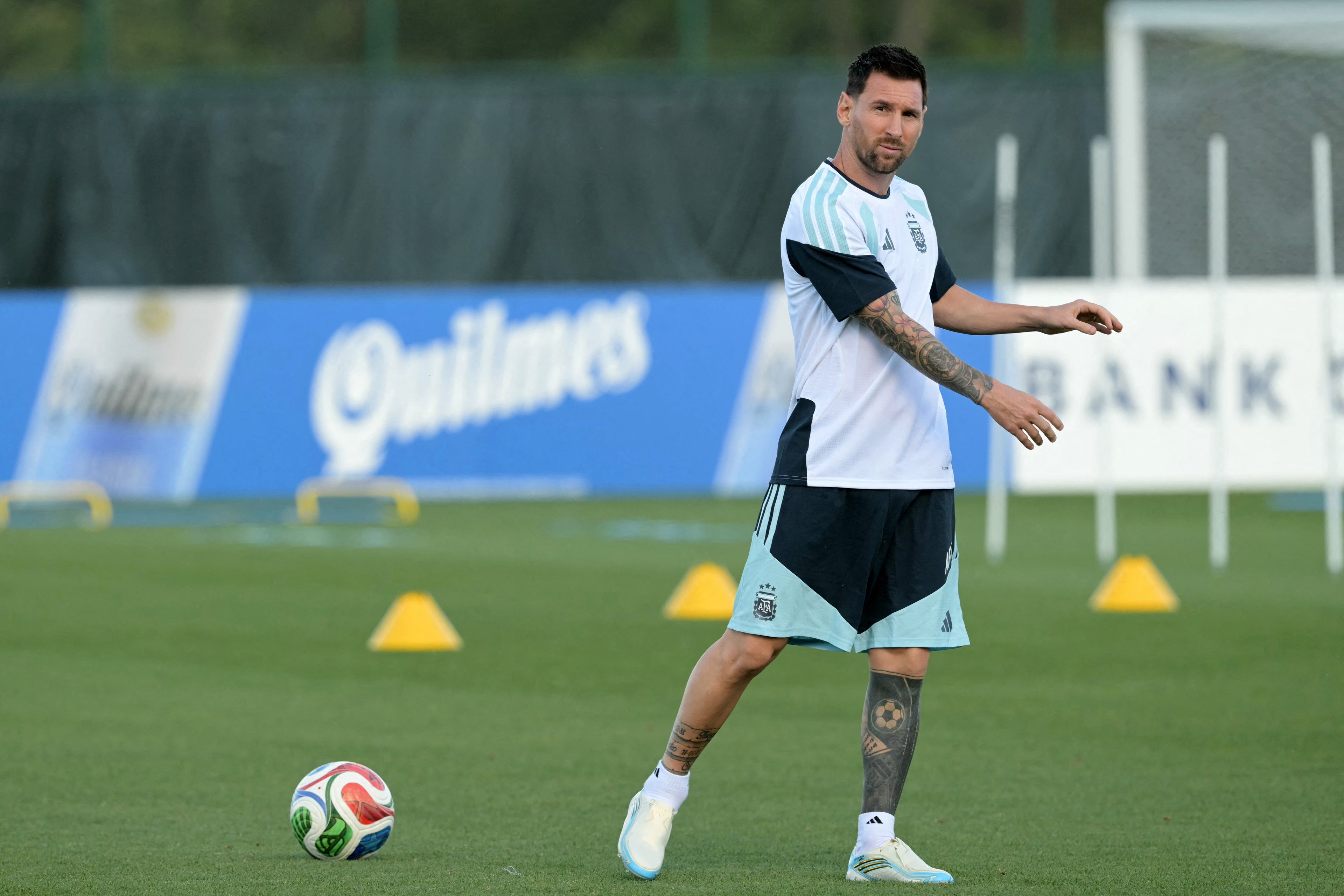 Contra calor 'infernal' da Copa, Argentina usa 'coletes de gelo' da Fórmula 1