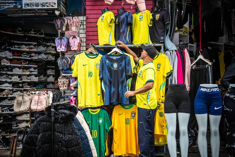 Copa do Mundo deve impulsionar vagas temporárias e aumentar pressão por empresas mais flexíveis