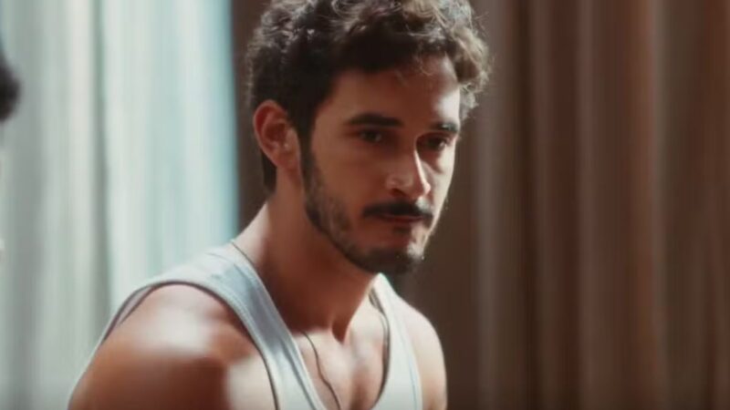 ‘Coração Acelerado’: João Raul perde o controle com notícia sobre ex; saiba o motivo