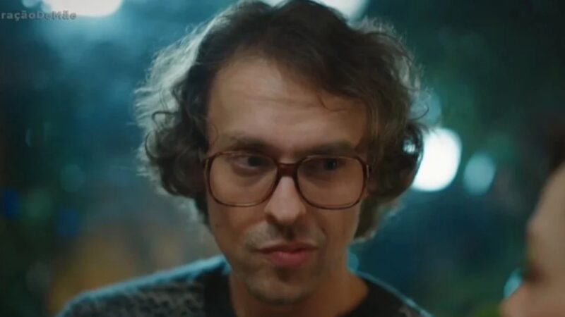 ‘Coração de Mãe’: Apaixonado? Atilla toma atitude perigosa para ajudar Karsu