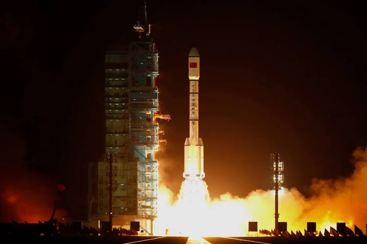 Corrida à lua — e além: China desafia supremacia dos EUA na exploração espacial
