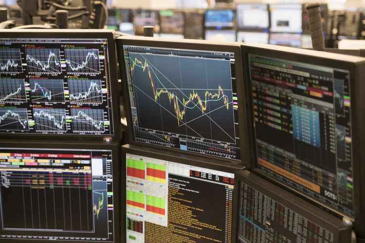 Corrida da IA vira teste de fogo para investidores em Wall Street