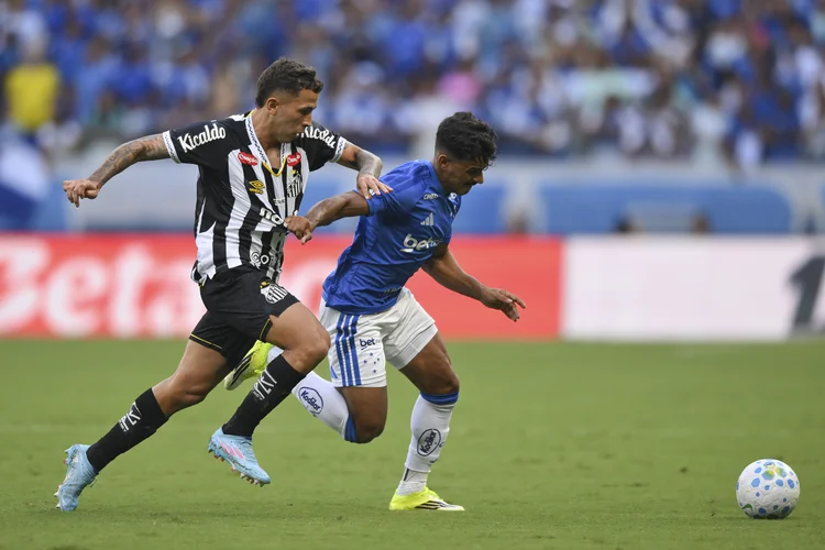 Cruzeiro apenas empata com Santos e segue sem vencer no Brasileirão