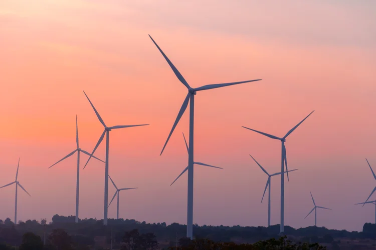 Custo nivelado de eletricidade: o que é, por que importa, e onde ele falha?
