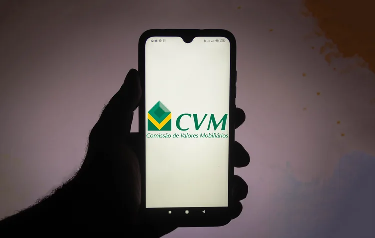 CVM suspendeu 37 instituições irregulares em 2025, com reforço de fiscalização