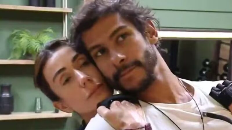 Da Fazendona pra vida! Michelle Barros e Shia Phoenix anunciam gravidez