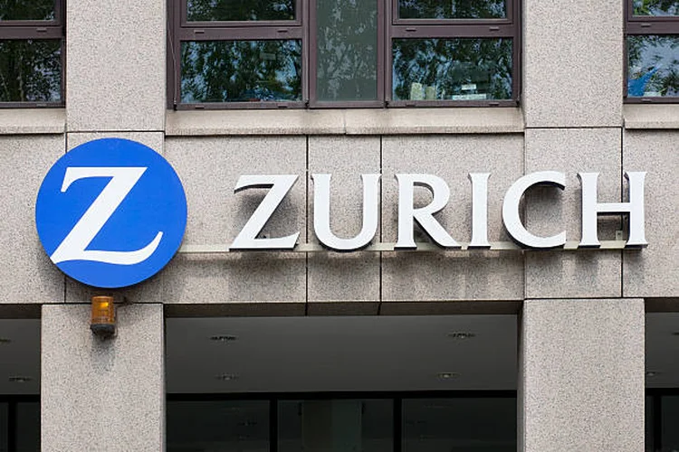 De carros batidos a celulares quebrados: Zurich transforma 520 toneladas em matéria-prima
