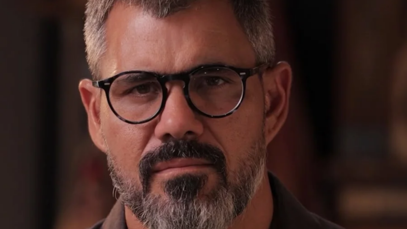 Demitido? Globo toma decisão sobre Juliano Cazarré após polêmica