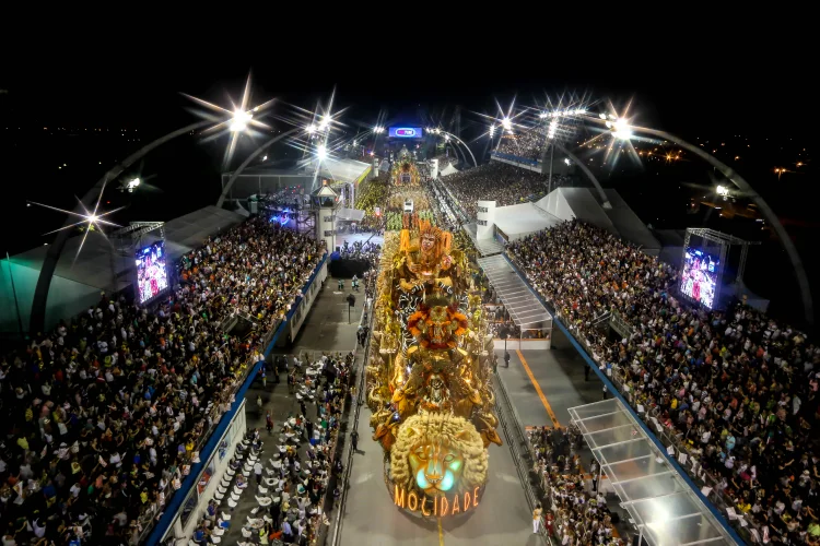 Desfile das Campeãs 2026 em SP: veja horário e onde assistir ao vivo