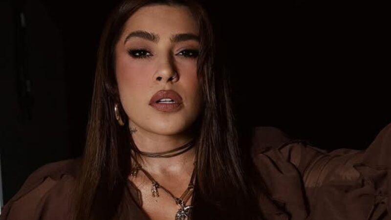 Dividiu opiniões! Grávida, Lauana Prado exibe barrigão da gestação em look country