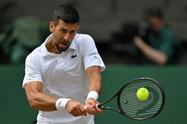 Djokovic x Royer: veja horário e onde assistir ao vivo ao jogo de Roland Garros