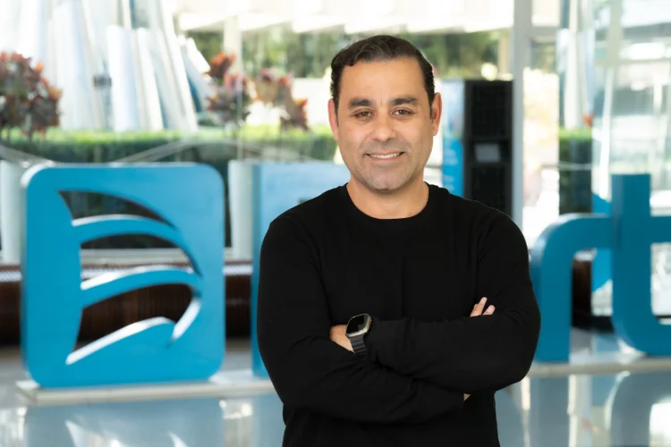Do clique ao conserto: a aposta da Porto Serviço para vender direto na busca do Google