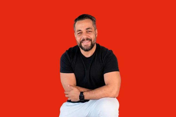 Ele abriu mão da herança para empreender. Hoje, movimenta R$ 13 bilhões