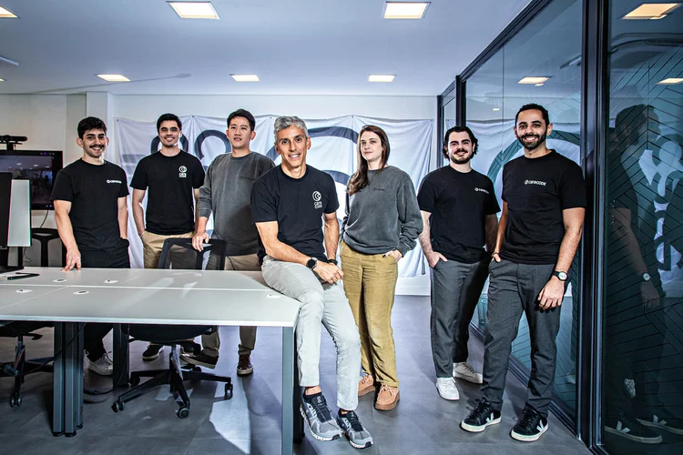 Ele construiu um império da saúde e decidiu recomeçar do zero. A aposta: IA para clínicas