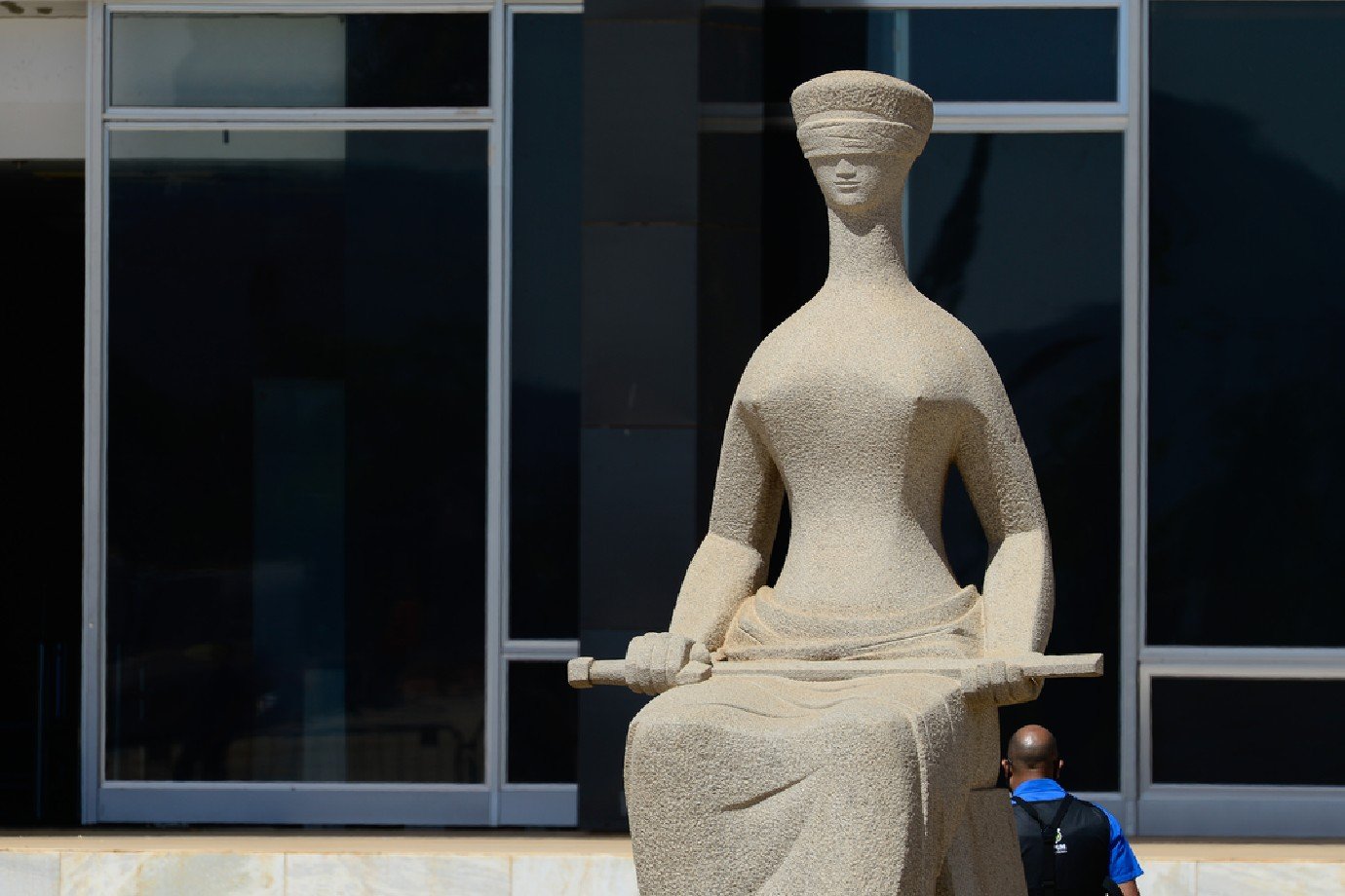 Eleição direta ou indireta no RJ: STF julga impasse após renúncia de Castro