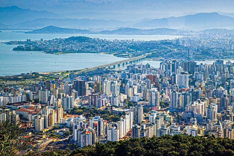 Eleições 2026: quem são os possíveis candidatos ao Senado em Santa Catarina?