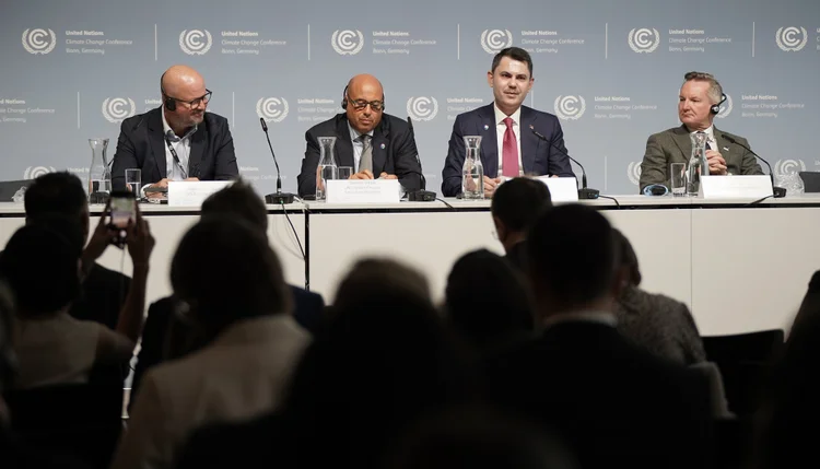 Em Bonn, presidência da COP31 lança meta de eletrificar 35% da energia global até 2035
