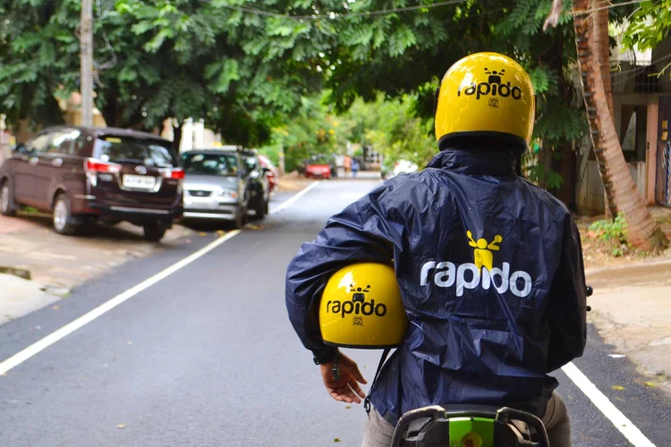 Empresa indiana desafia Uber com motos, tuk-tuks e corridas de menos de 1 dólar