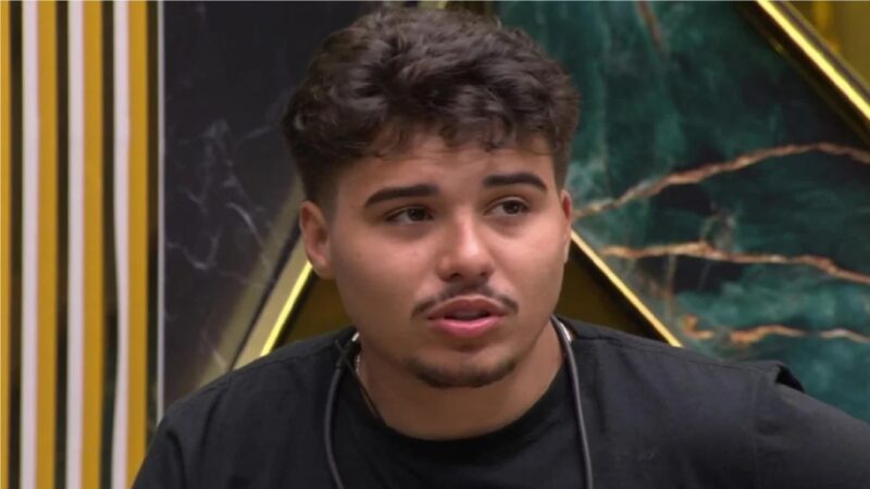 Equipe revela que Pedro, do ‘BBB 26’, está em ‘surto’ e explica ‘pancadaria’; veja