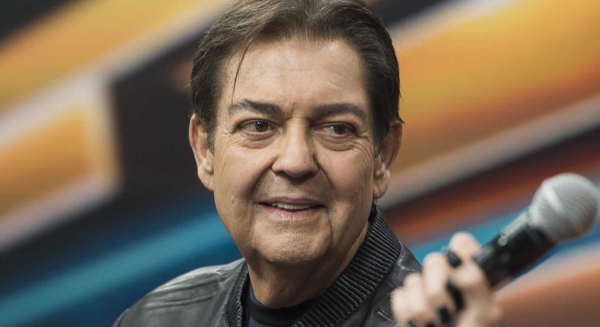 Esposa exalta força de Faustão e exibe fotos raras em família: ‘Merece’